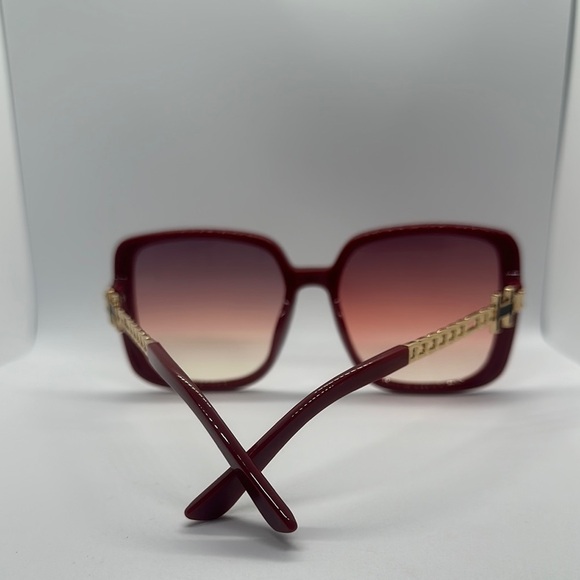 Oversized Burgundy Gradient Sunglasses w/ Gold Chain Detail H Logo UV protection - Picture 6 of 11